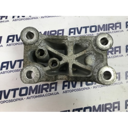 Кронштейн МКПП Hyundai i30 1.6 CRDI 2007-2012 4312223021